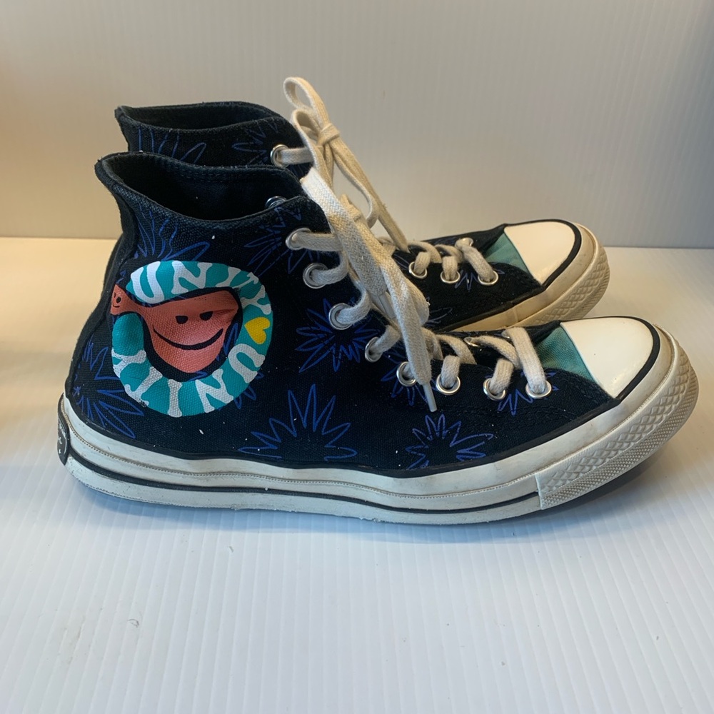 Chuck 70 Sunny Floral High Top Converse Black and Blue High-Top Sneakers